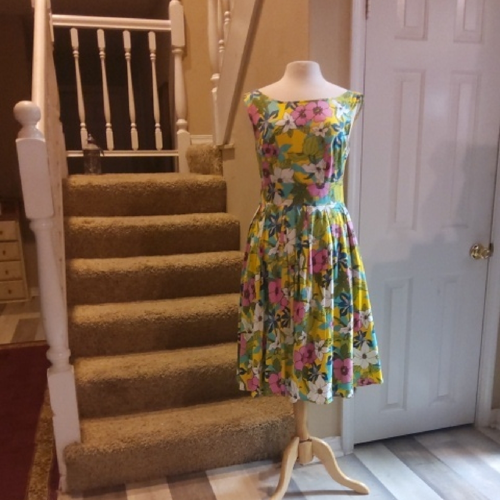 Modcloth Vibrant Floral Midi Dress